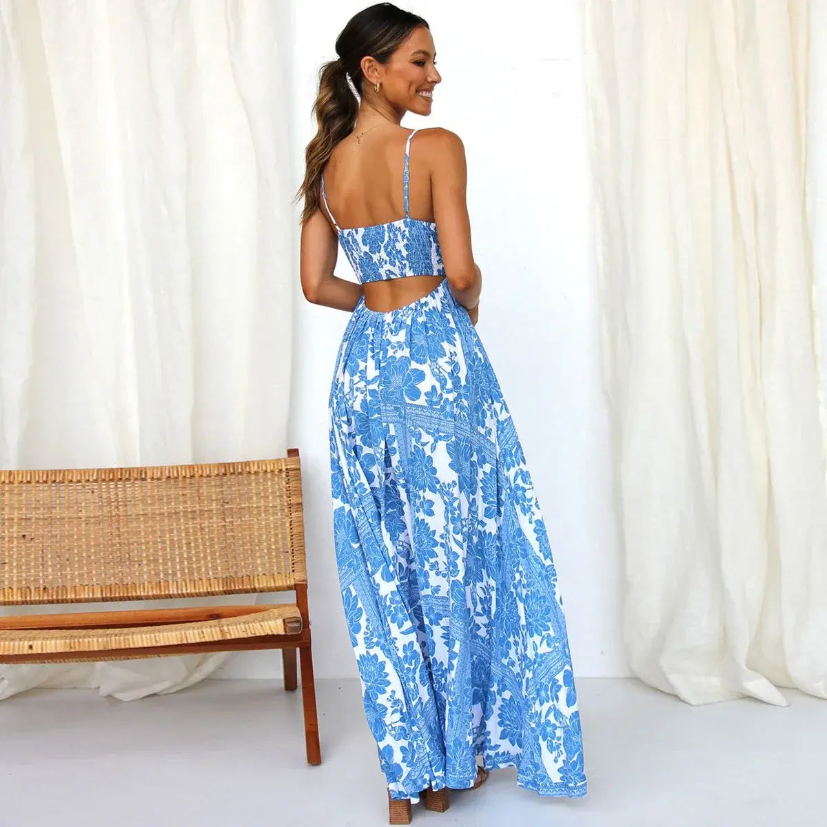 Jenny - Strap Dress with Flowers for women